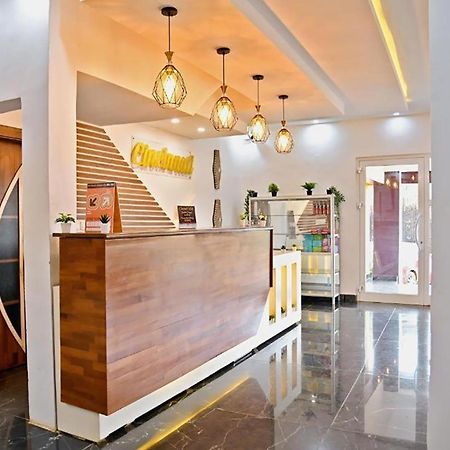 Cincinnati Hotel ยาอุนเด ภายนอก รูปภาพ